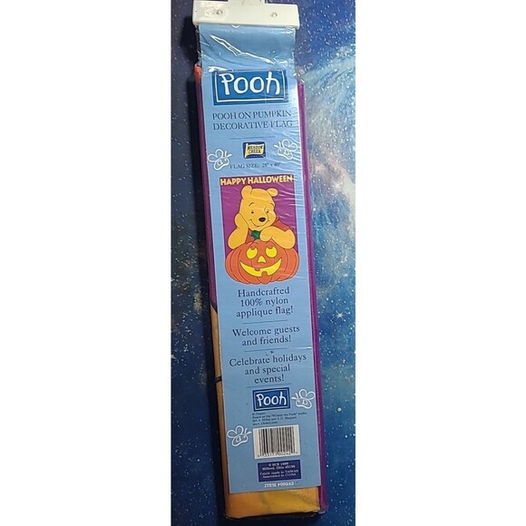 Vintage Winnie The Pooh Decorative Flag Pumpkin Halloween 28”X40” - Picture 1 of 3